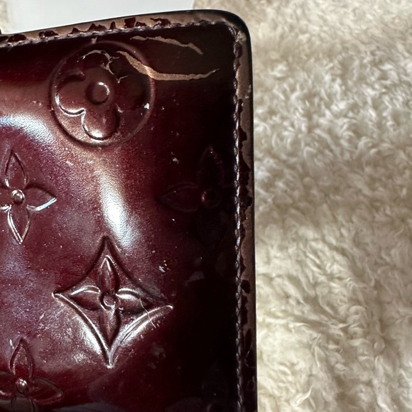 Louis Vuitton Monogram Amarante Vernis Kisslock Wallet - Picture 15 of 15